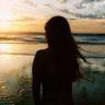 拥抱太阳的月亮